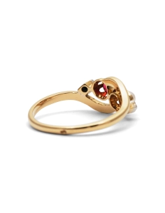 Bague Art Nouveau en or jaune 18 carats sertie d'une perle, d'un rubis et de diamants taille "rose"