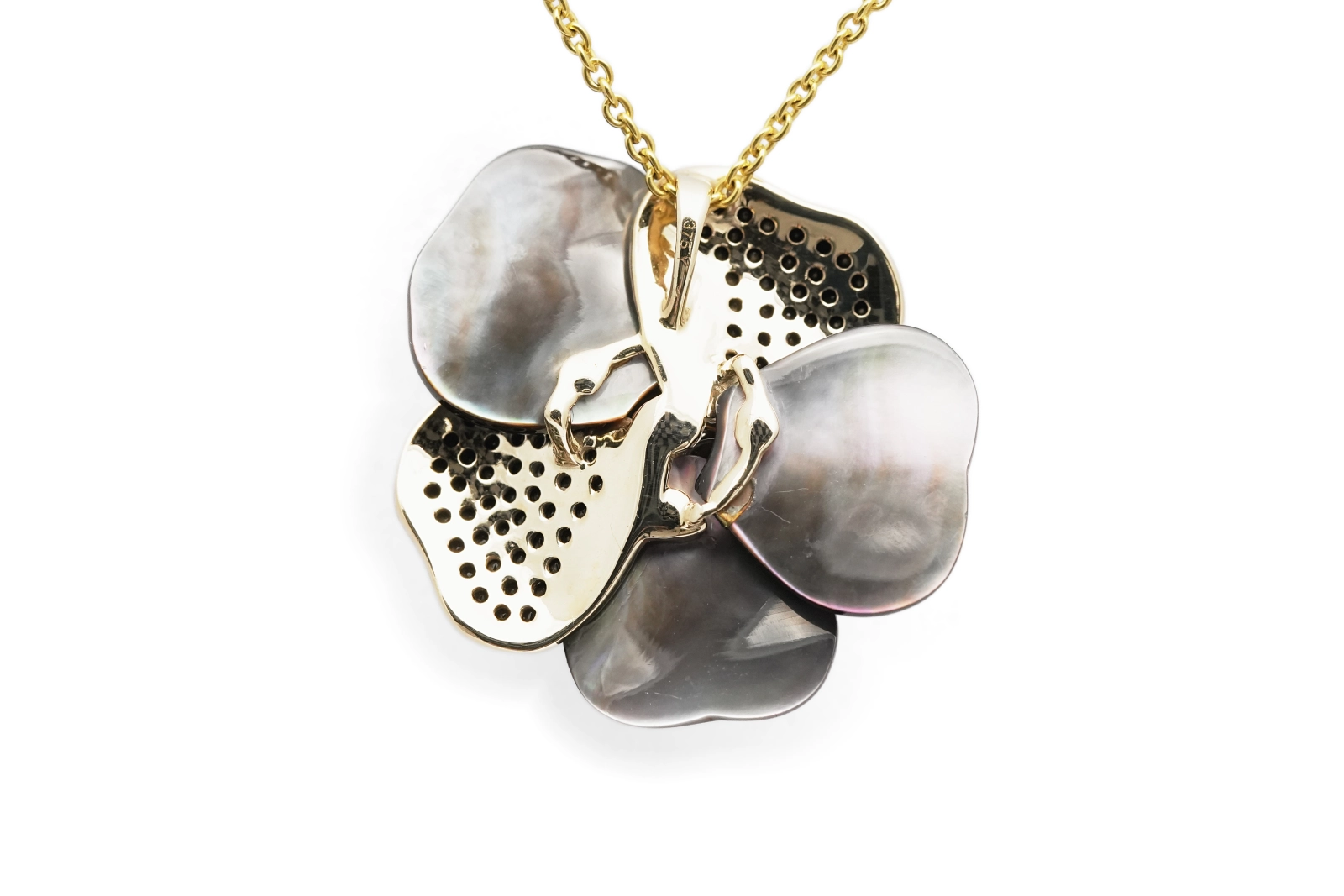 Pendentif fleur contemporain en or jaune 9 carats serti d'une perle, de nacre et de zirconiums noirs