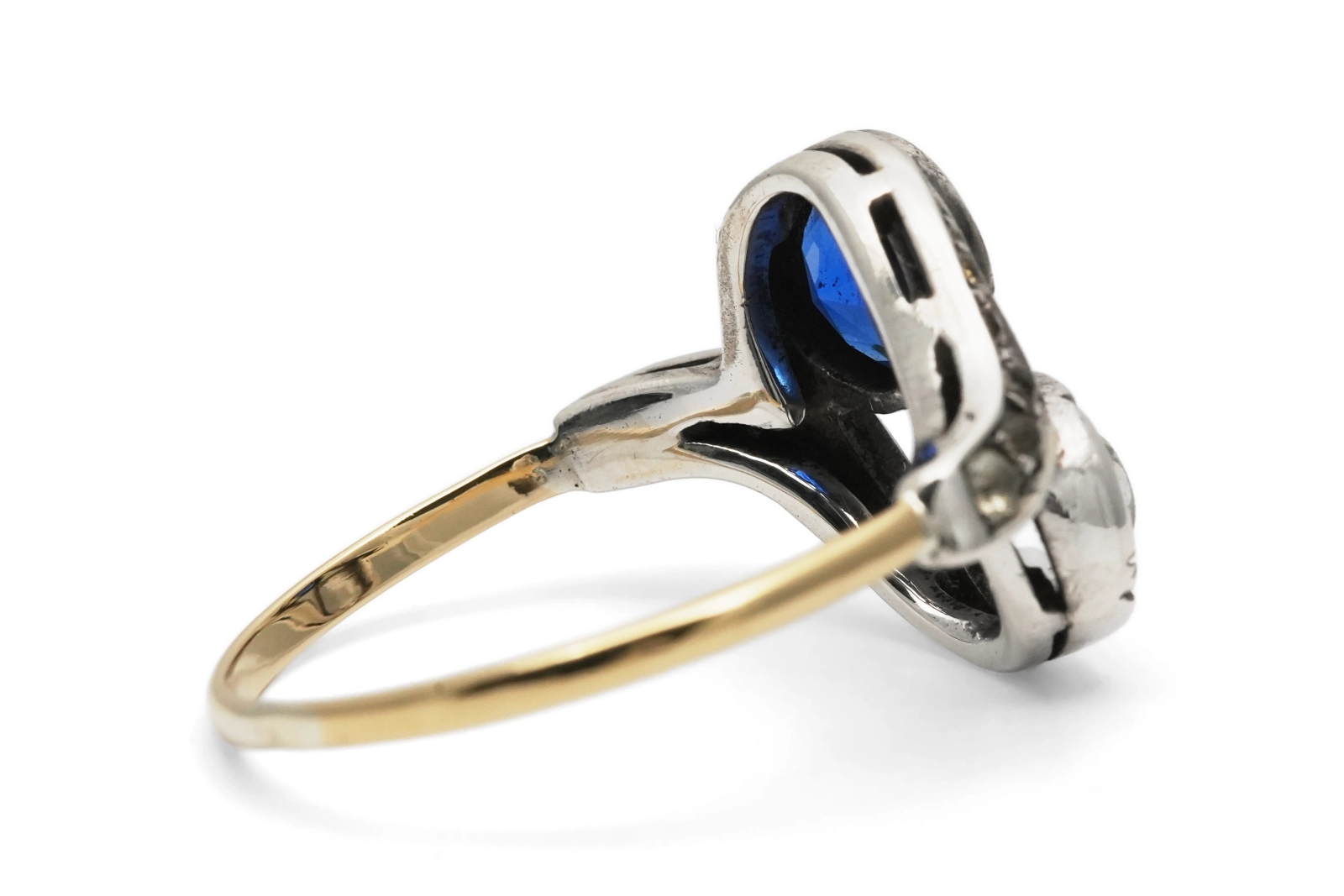 Bague Art Nouveau en or jaune 18 carats et argent sertie d'un saphir de synthèse et de strass
