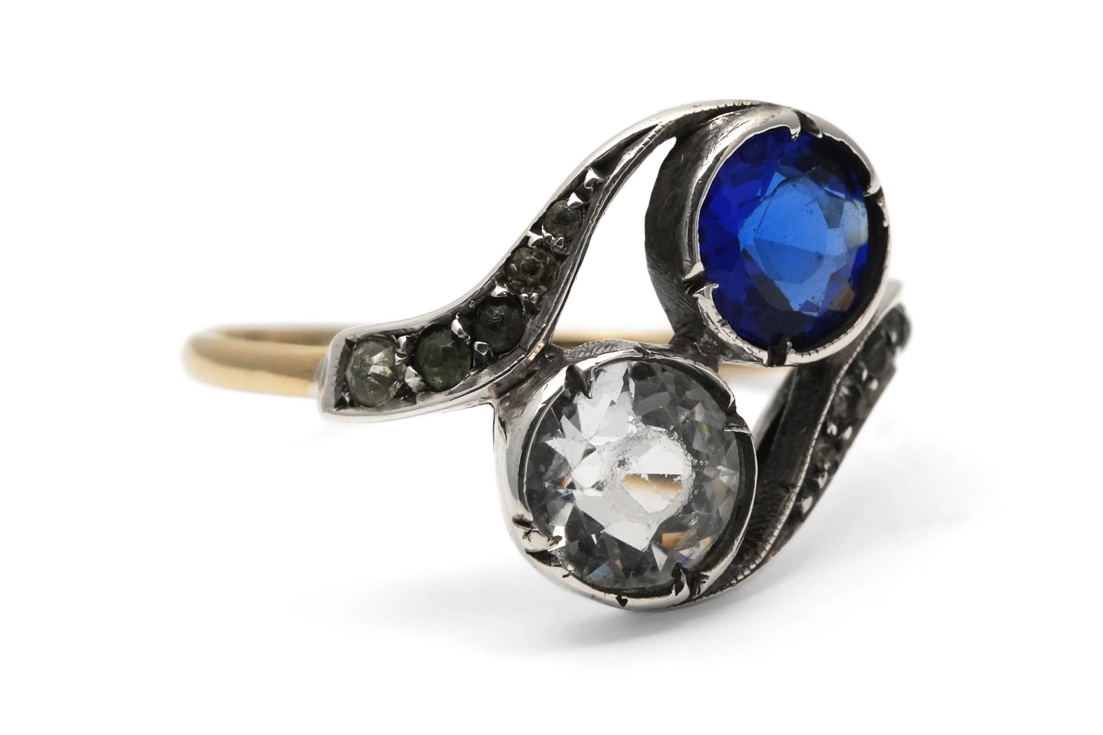 Bague Art Nouveau en or jaune 18 carats et argent sertie d'un saphir de synthèse et de strass