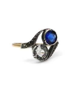 Bague Art Nouveau en or jaune 18 carats et argent sertie d'un saphir de synthèse et de strass