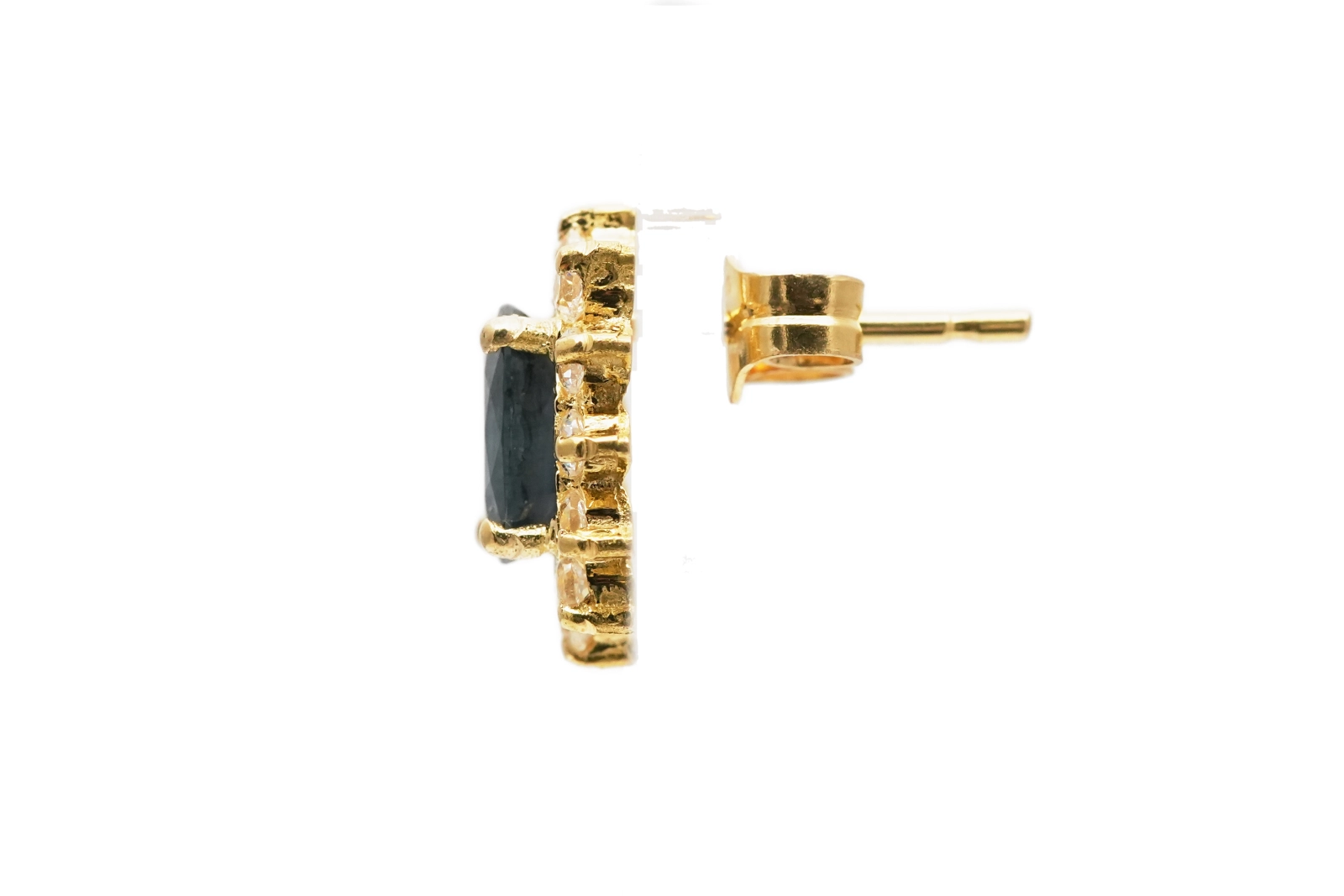 Boucles d'oreilles contemporaines en or jaune 18 carats serties de saphirs et de zirconiums