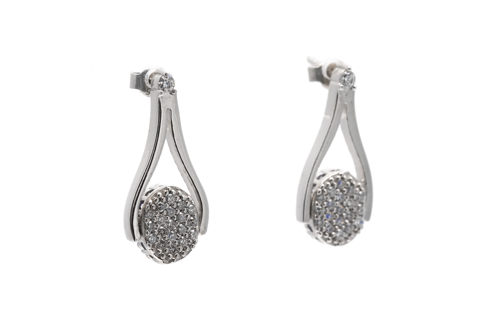 Boucles d'oreilles contemporaines en argent 925 serties de zirconiums