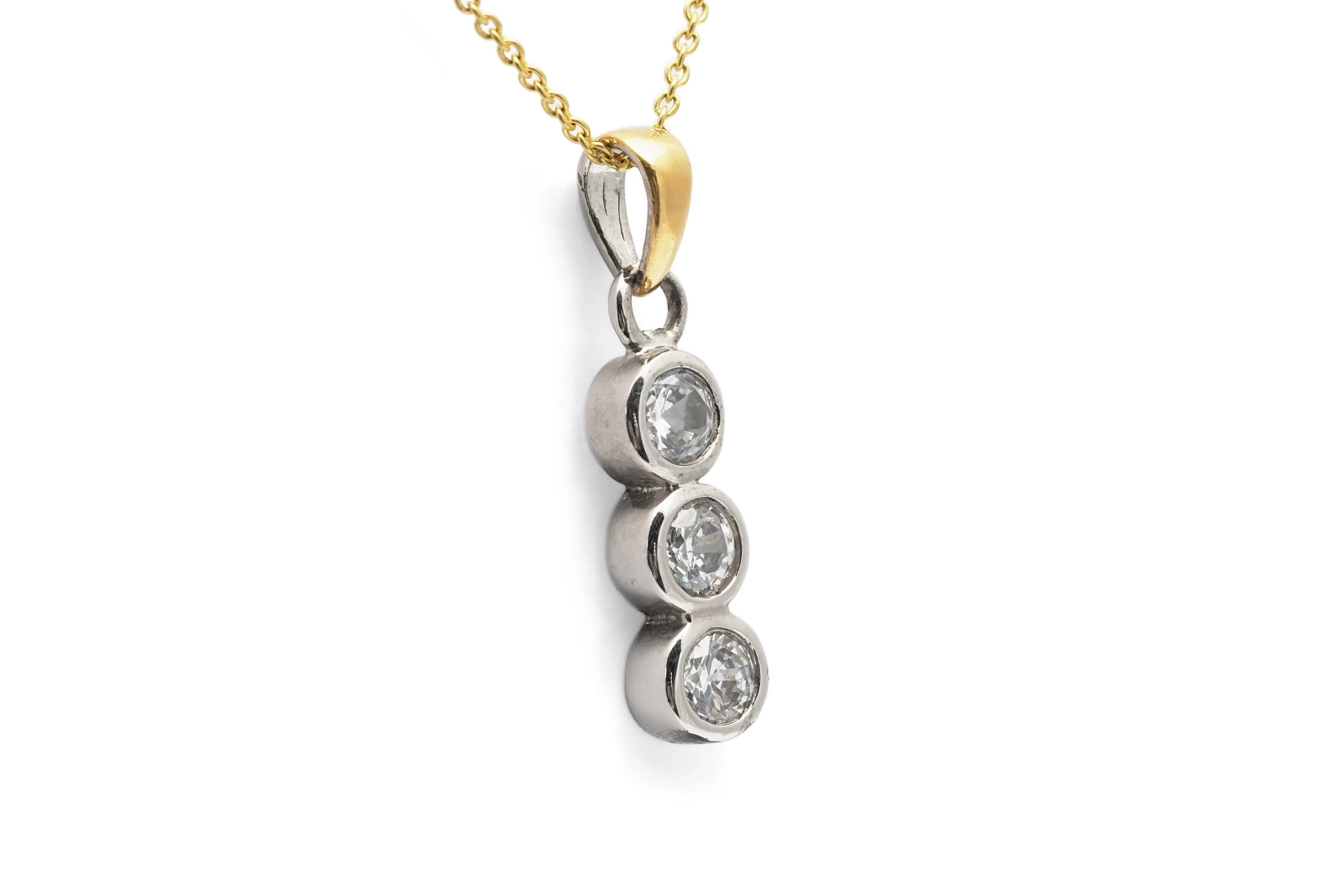 Pendentif contemporain en argent serti de zirconiums