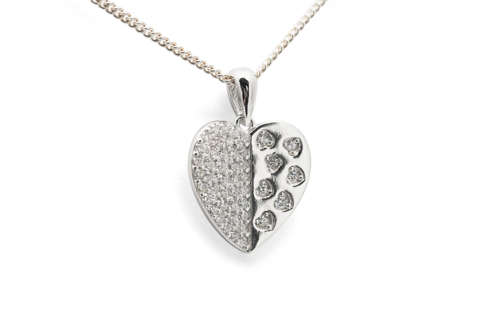 Pendentif cœur contemporain en argent 925 serti de zirconiums