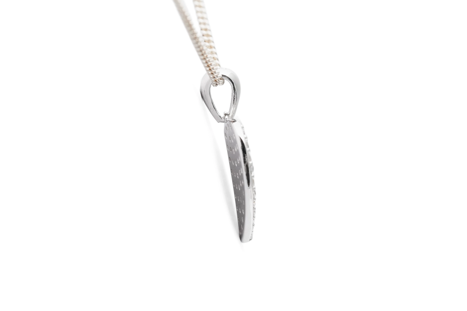 Pendentif cœur contemporain en argent 925 serti de zirconiums