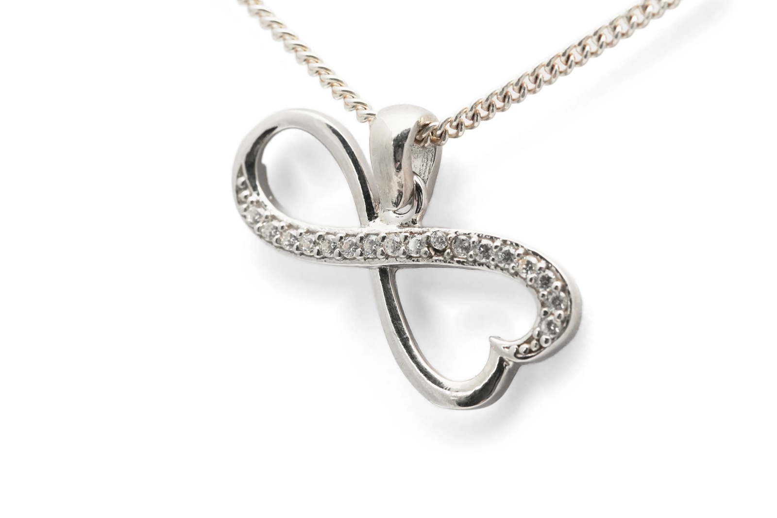 Pendentif contemporain en argent 925 serti de zirconiums