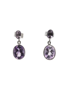 Boucles d'oreilles contemporaines en argent serties d'améthystes