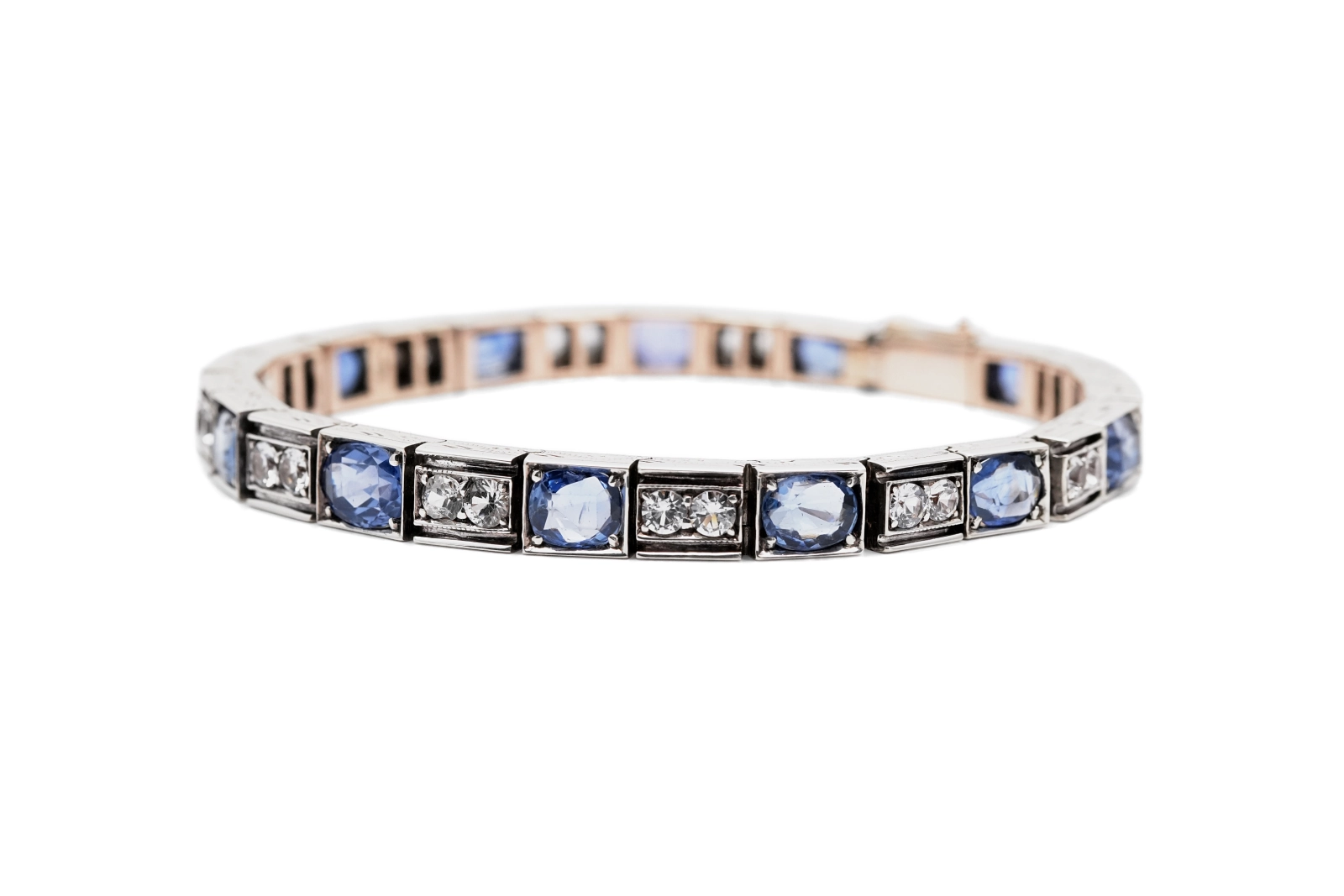 Bracelet Art Déco en or jaune 18 carats et argent serti de saphirs