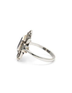 Bague contemporaine en argent 925 sertie d'une améthyste et de marcassites