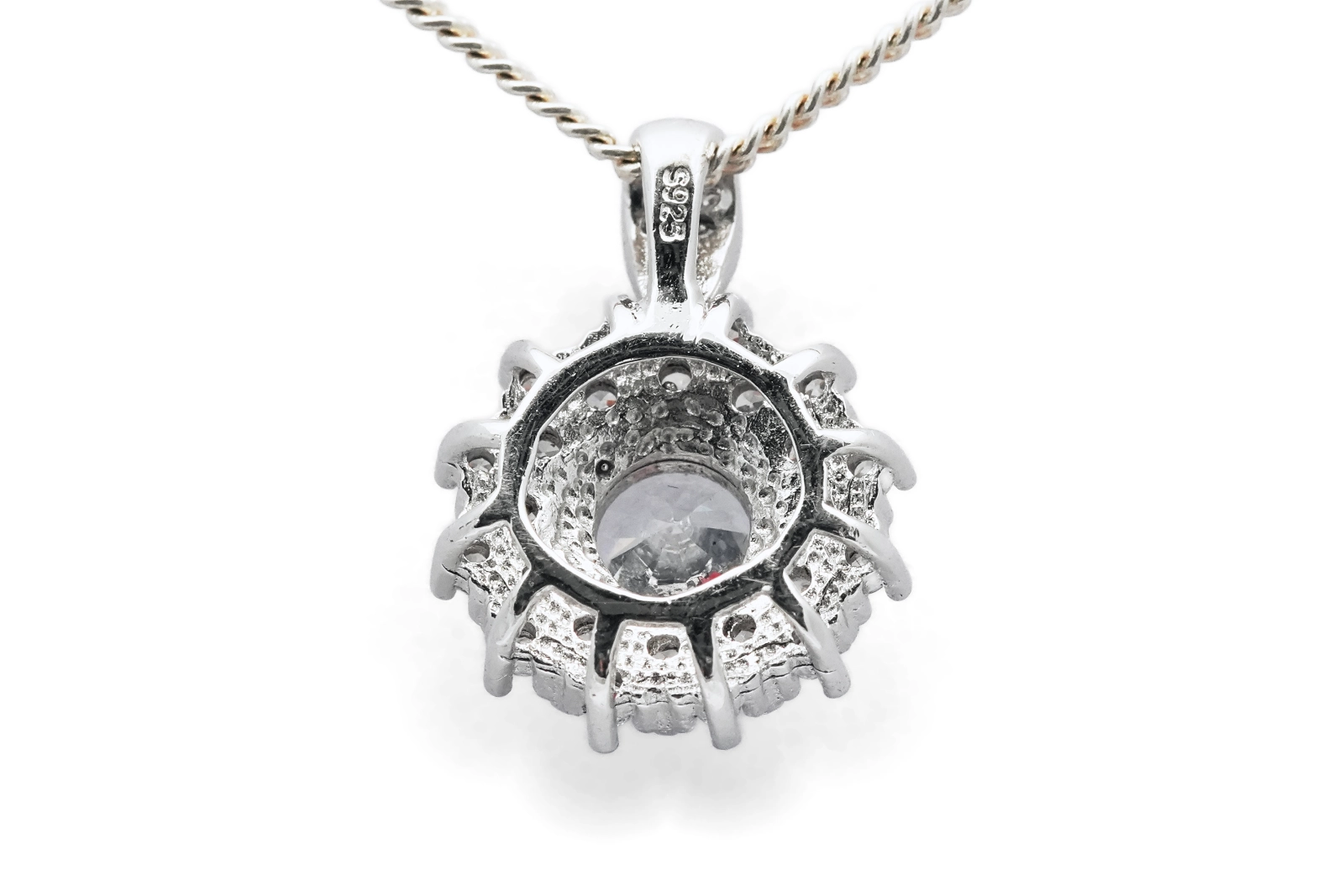 Pendentif contemporain en argent 925 serti de zirconiums