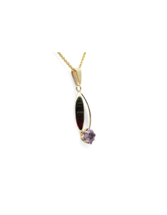 Pendentif Années 70 en or jaune 8 carats serti d'une améthyste