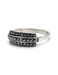 Bague Art Déco en argent sertie de marcassites