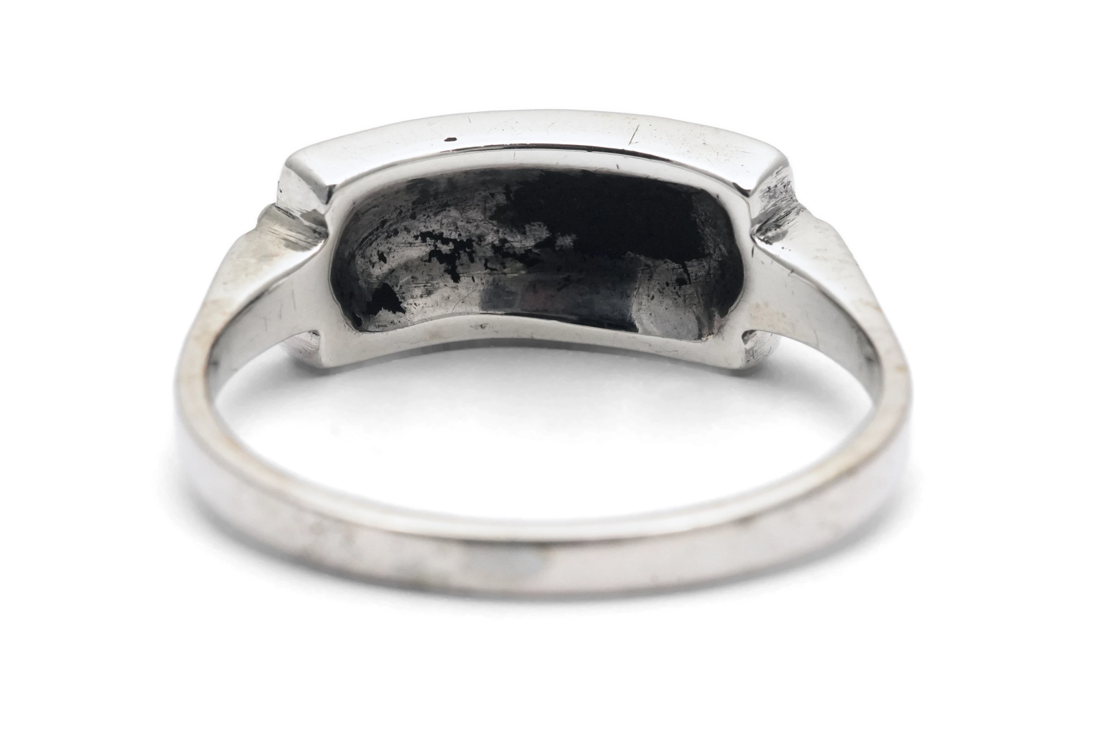 Bague Art Déco en argent sertie de marcassites