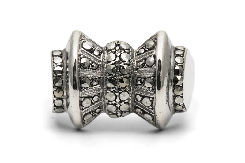 Bague Tank Art Déco en argent 835 sertie de marcassites