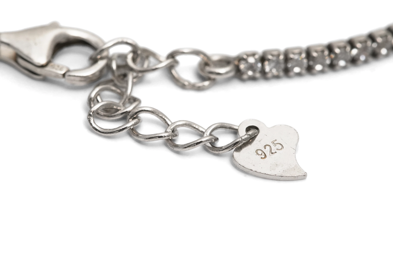 Bracelet contemporain en argent 925 serti de zirconiums
