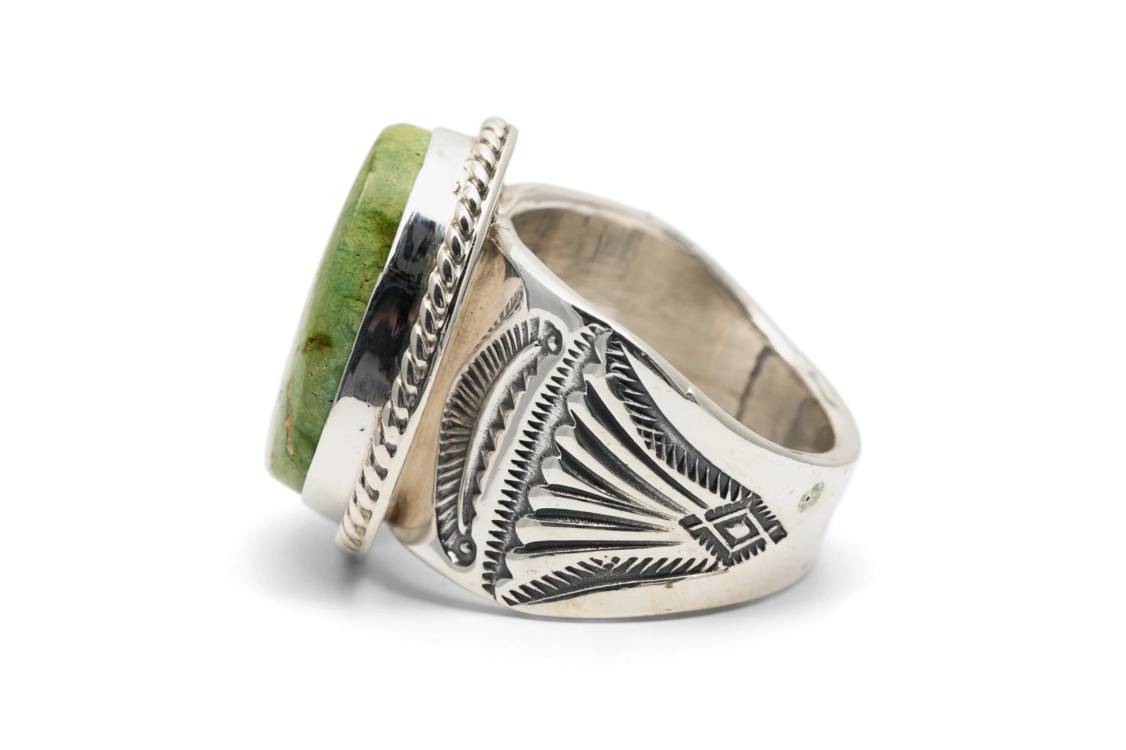Bague Années 70 en argent 925 sertie d'une turquoise verte