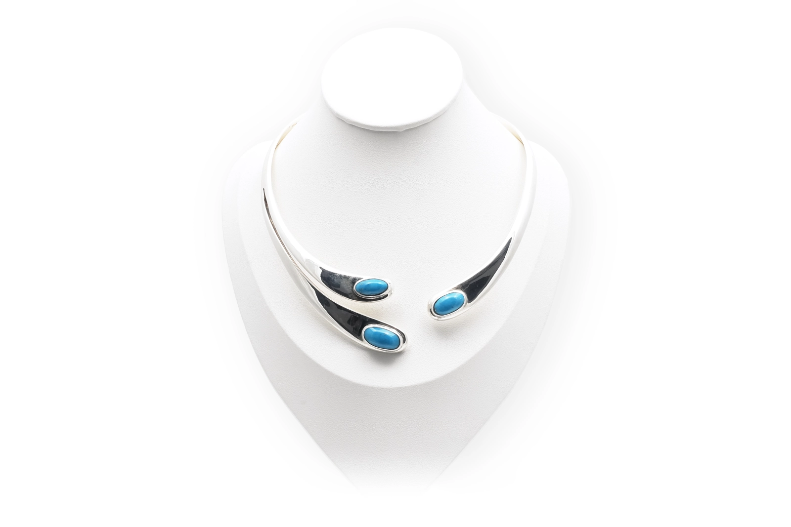 Collier contemporain en argent 925 serti de turquoises