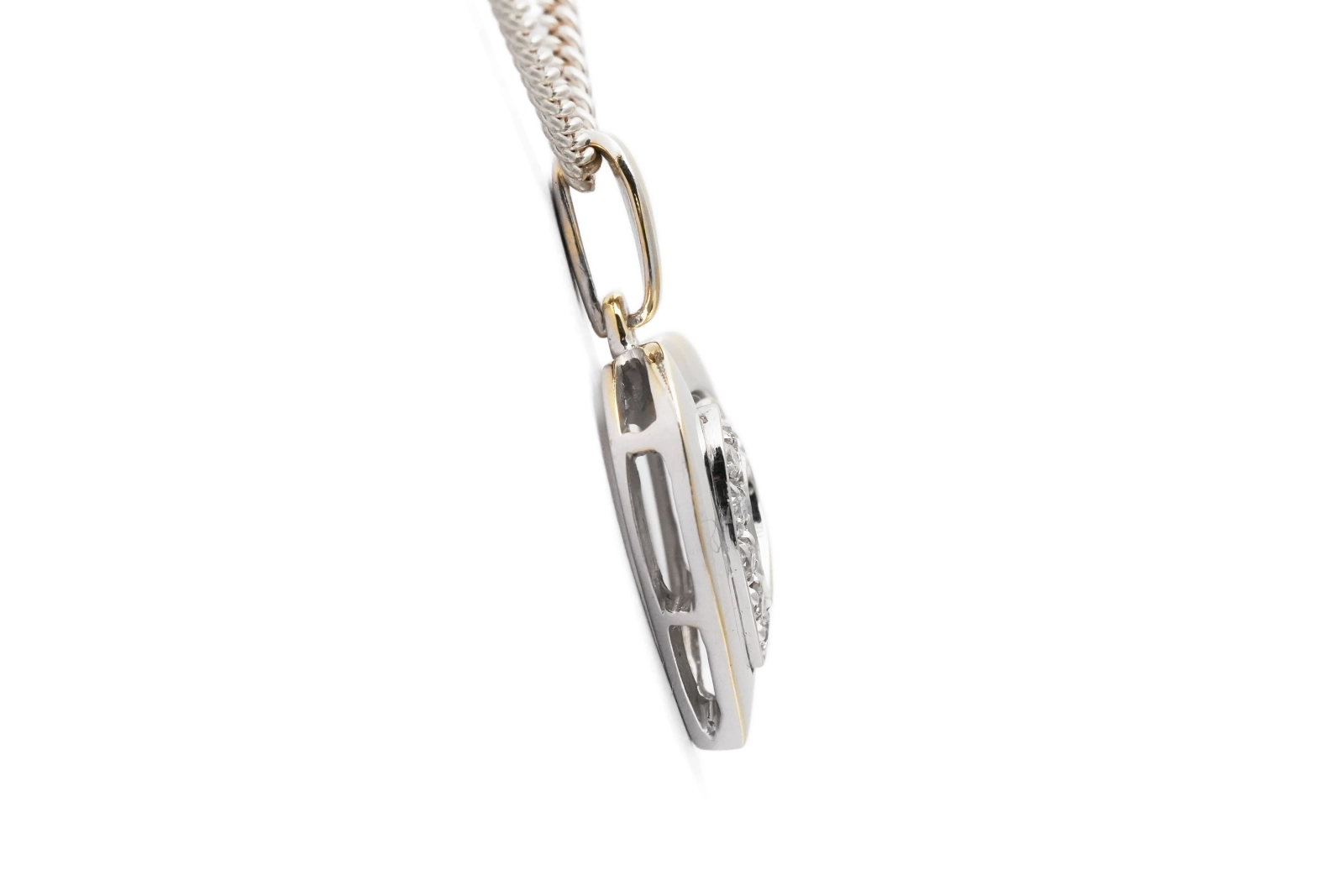 Pendentif cœur contemporain en or blanc 18 carats serti de diamants taille "brillant" (+- 0.12 ct)