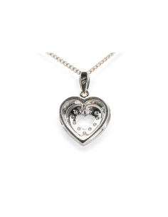 Pendentif cœur contemporain en or blanc 18 carats serti de diamants taille "brillant" (+- 0.12 ct)
