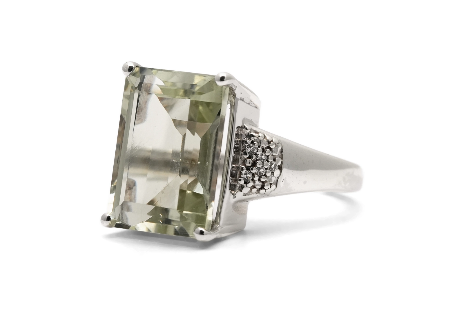 Bague contemporaine en argent 925 sertie d'une citrine et de zirconiums