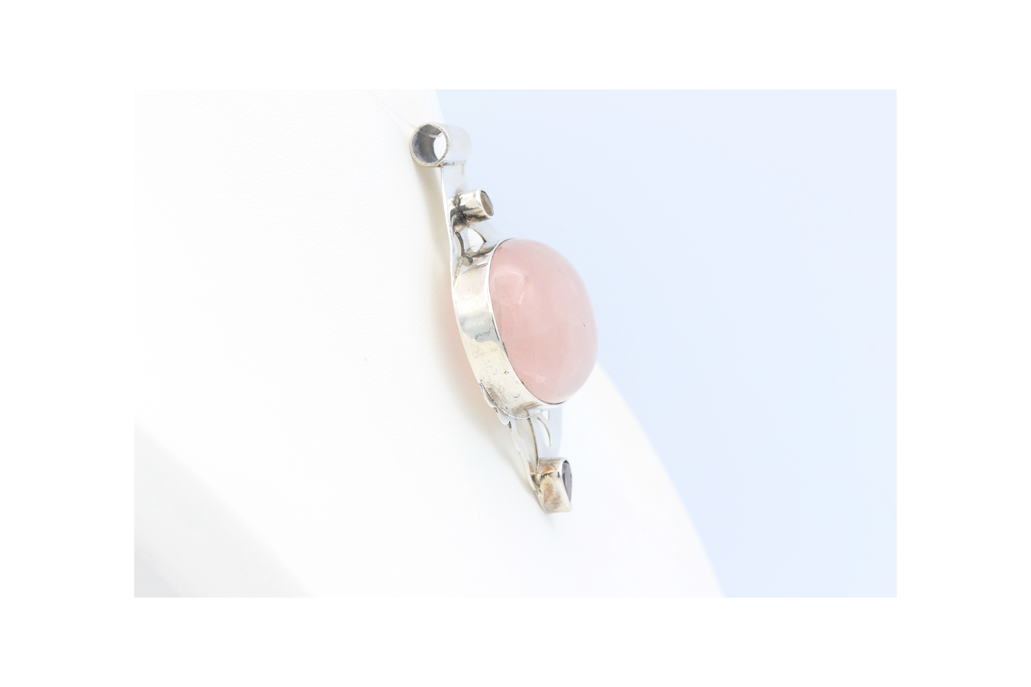 Pendentif en argent 925, serti d'un quartz rose, d'une citrine, d'une topaze et d'une améthyste-The Vintage Workshop