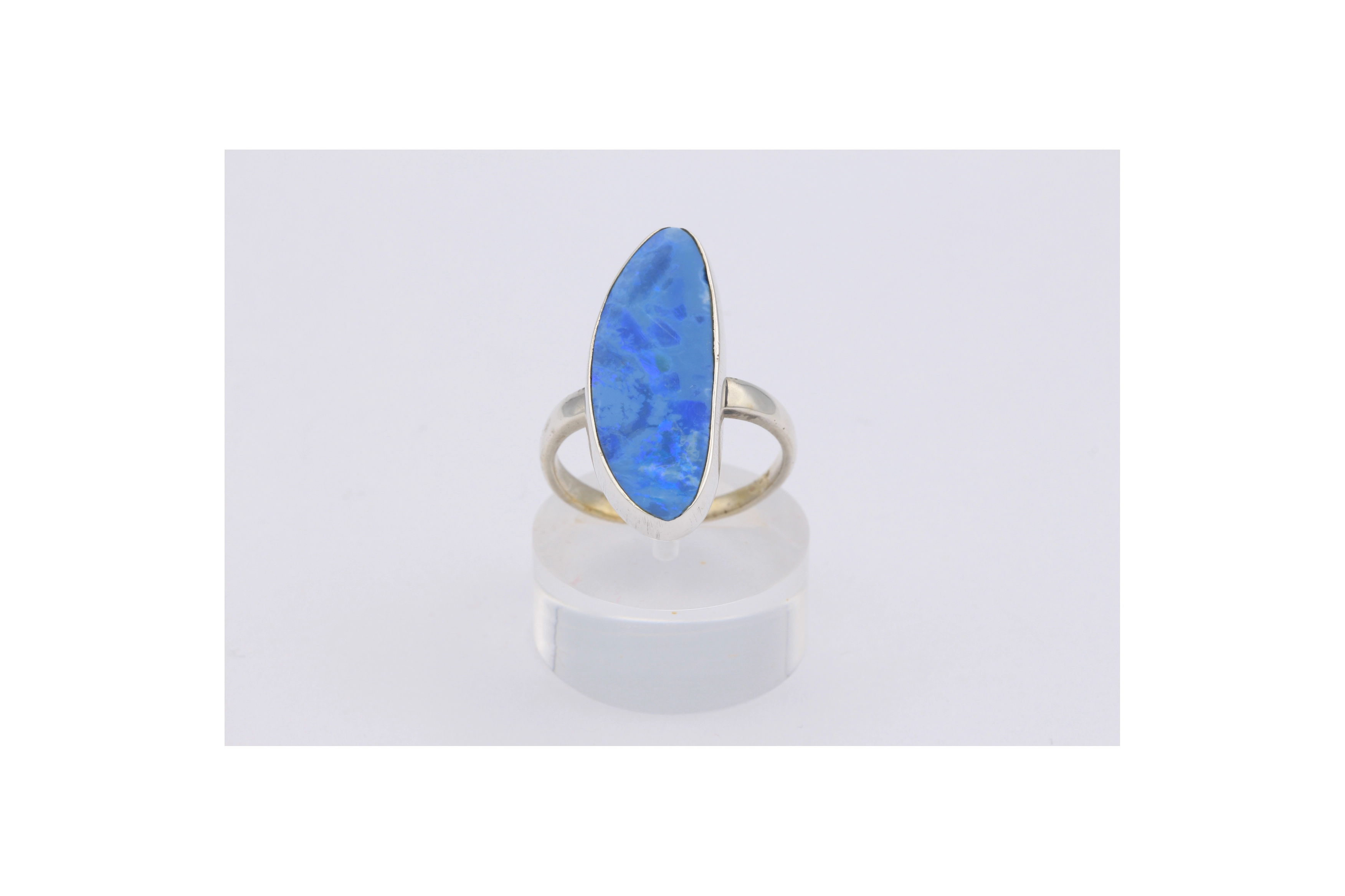 Bague contemporaine en argent 925 sertie d'opale - - 1