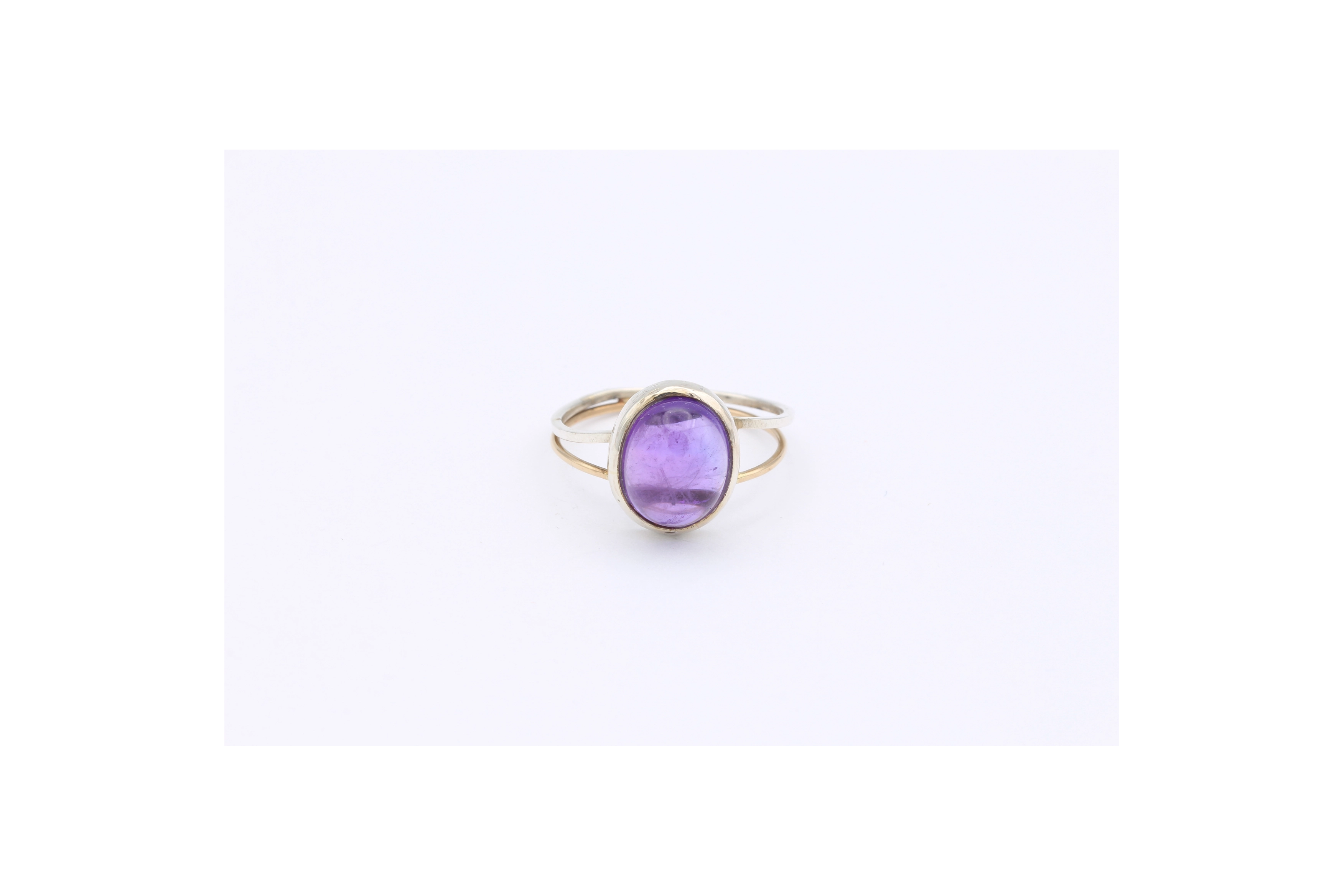 Bague contemporaine en argent 925 sertie d'améthyste - - 1