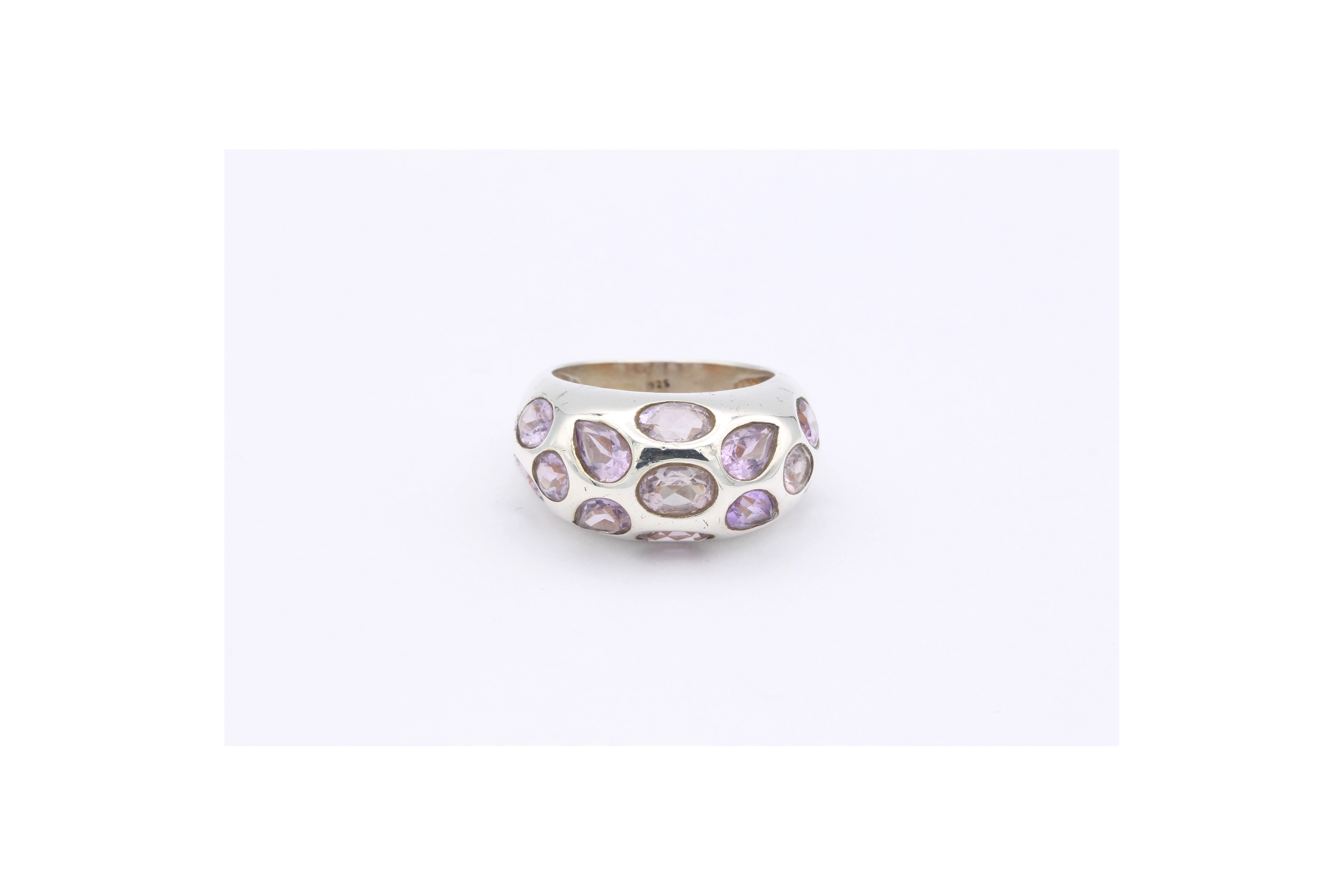 Bague contemporaine en argent 925 sertie d'améthyste-The Vintage Workshop