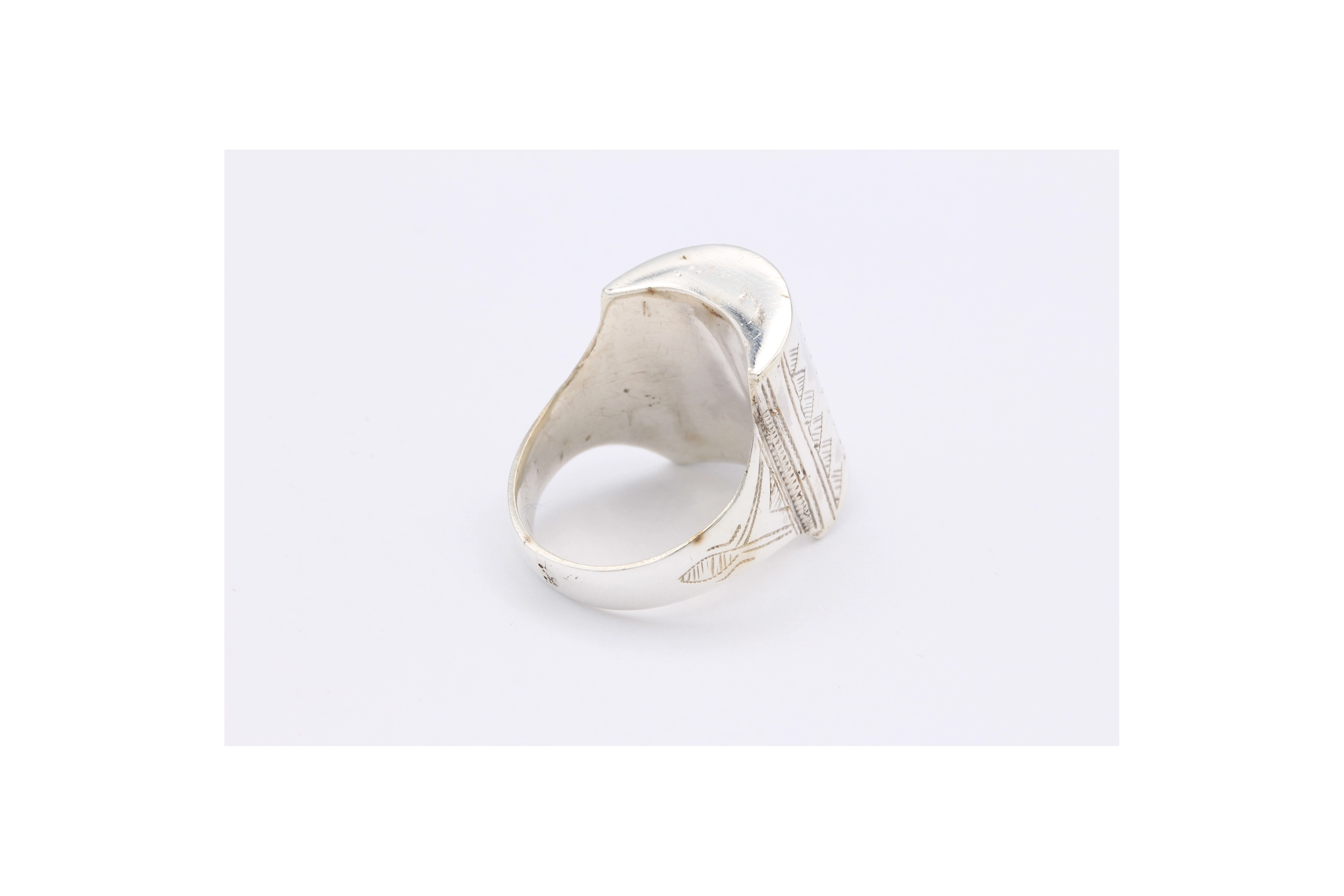 Bague "ethnique" contemporaine en argent 925-The Vintage Workshop