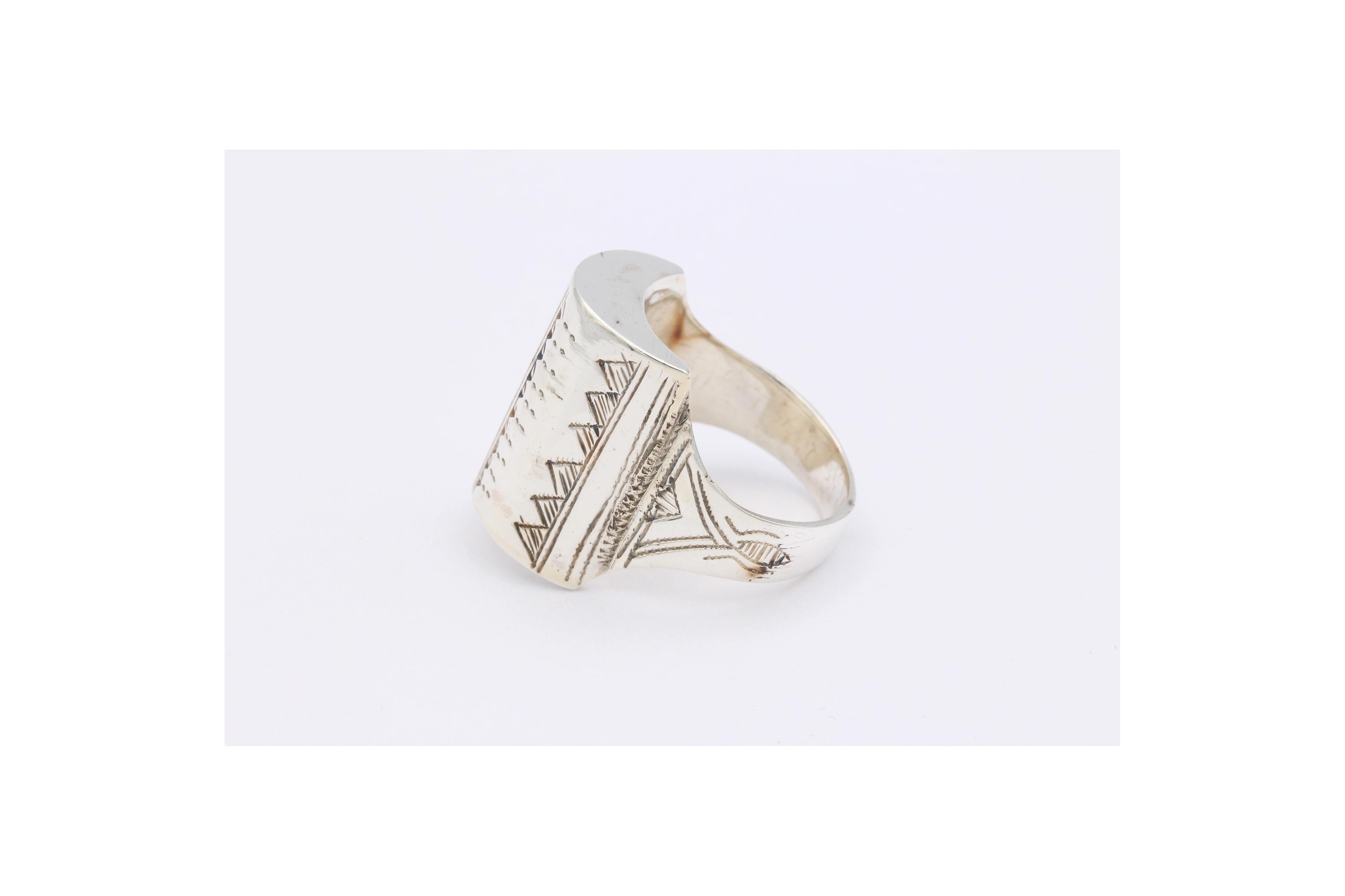 Bague "ethnique" contemporaine en argent 925-The Vintage Workshop
