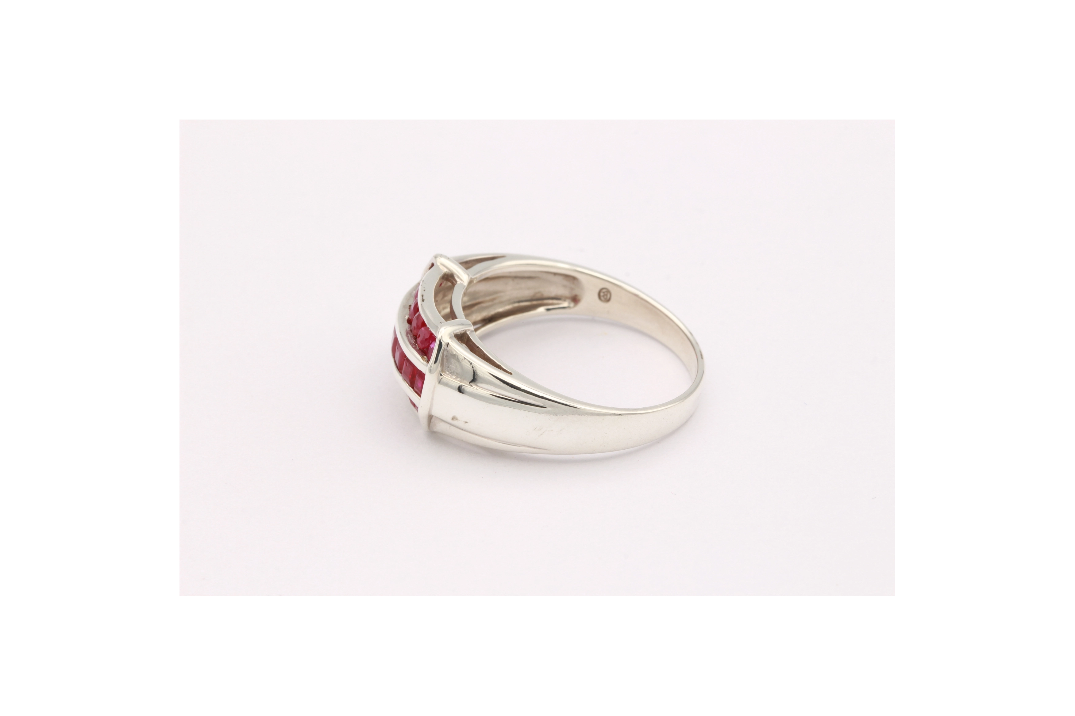 Bague contemporaine en argent 925 sertie de rubis - - 4