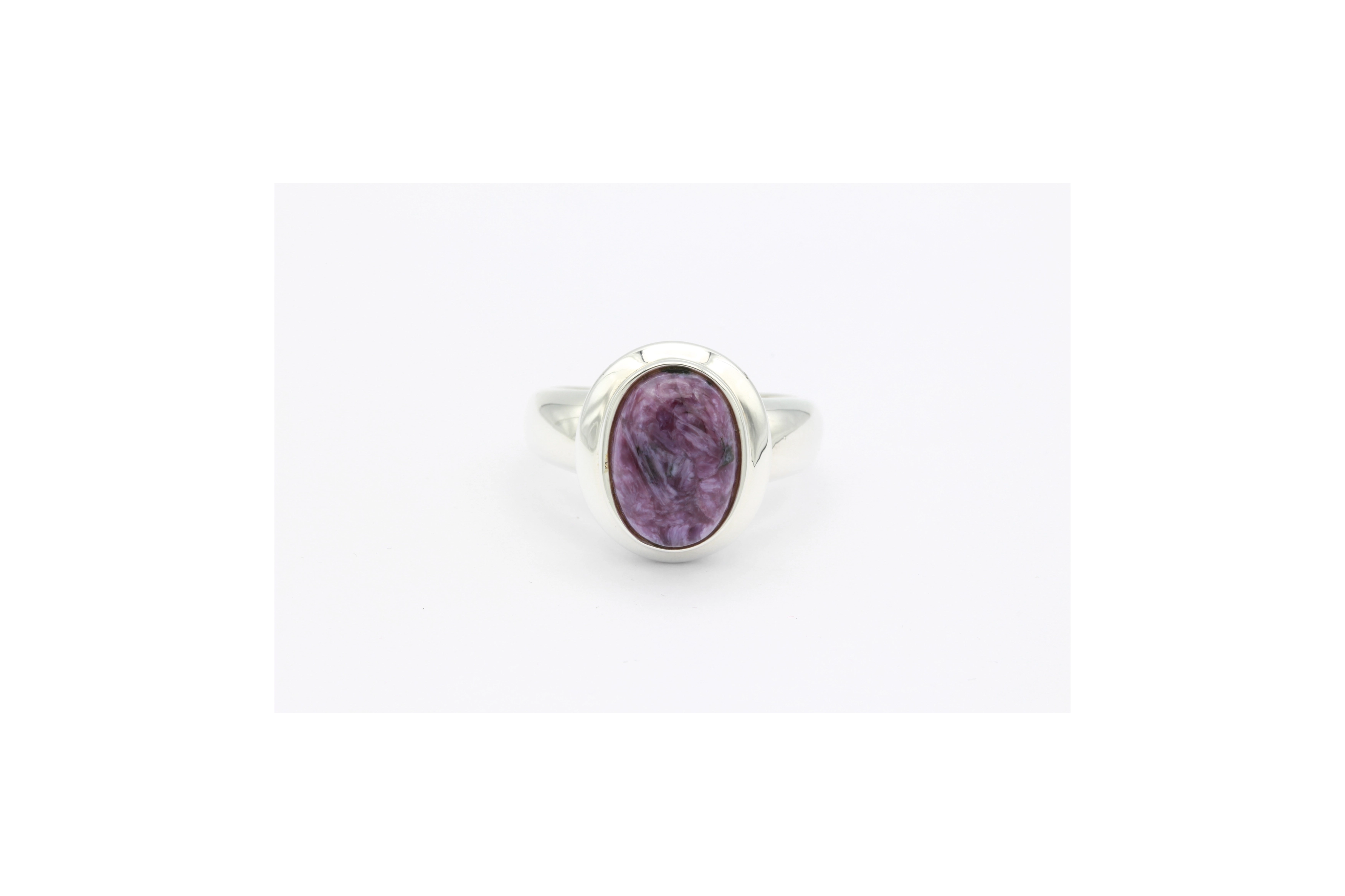 Bague contemporaine en argent 925 sertie de charoïte-The Vintage Workshop