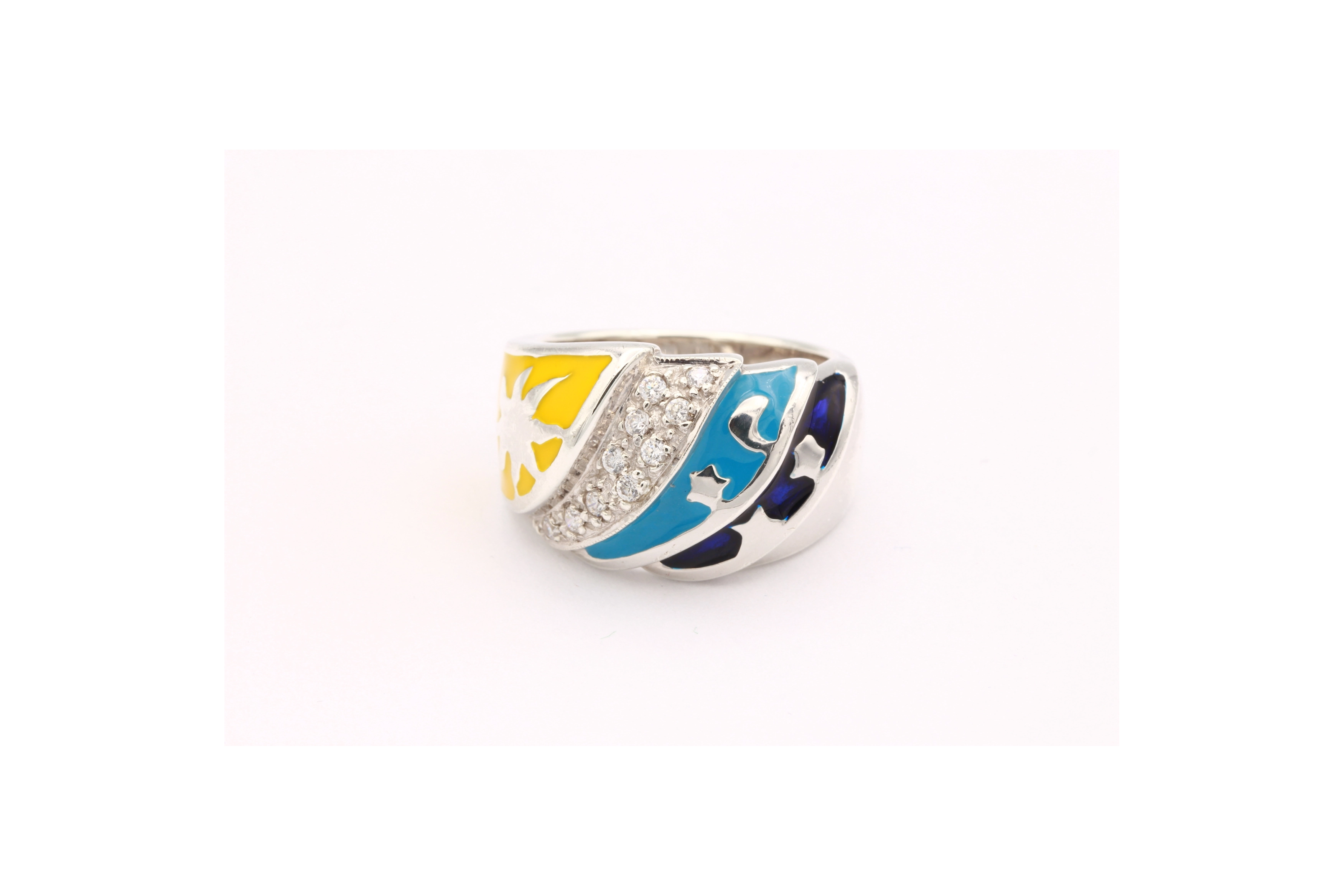 Bague contemporaine en argent 925 et émail sertie de zirconium - - 1