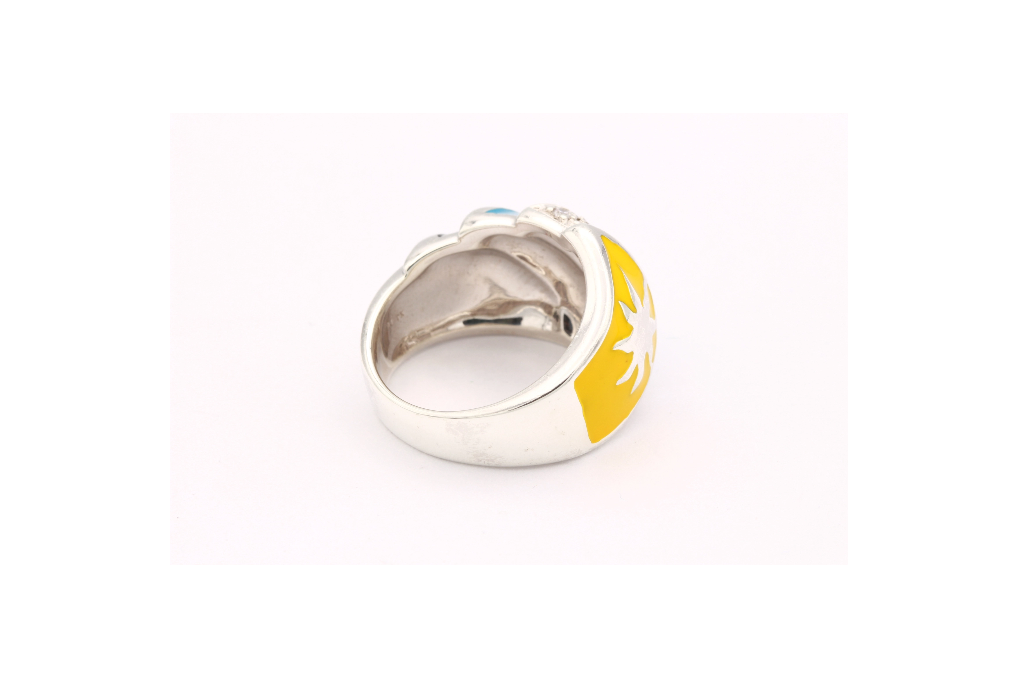 Bague contemporaine en argent 925 et émail sertie de zirconium-The Vintage Workshop