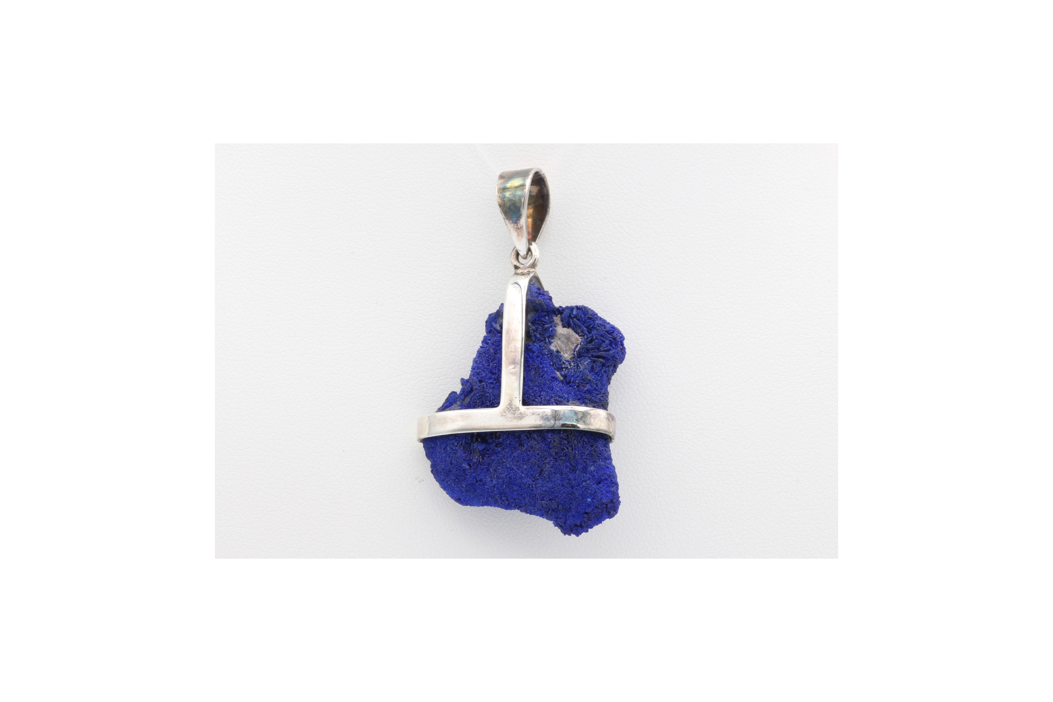 Pendentif contemporain en argent 925 serti d'azurite-The Vintage Workshop